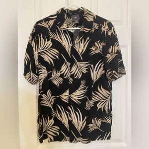 H & M printed shirt